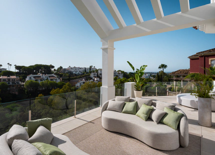 EXCEPCIONAL VILLA DE NUEVA CONSTRUCCIÓN CON PRESTACIONES EXTRAORDINARIAS EN BENAHAVÍS