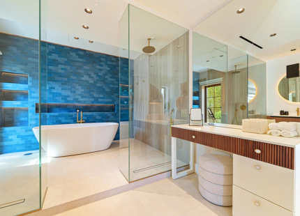 EXCEPCIONAL VILLA DE LUJO DE UNA SOLA PLANTA EN PUERTO BANÚS, MARBELLA
