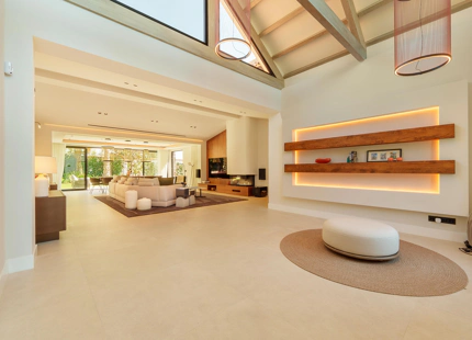 EXCEPCIONAL VILLA DE LUJO DE UNA SOLA PLANTA EN PUERTO BANÚS, MARBELLA