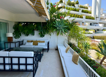 CHARMING 3-BEDROOM APARTMENT ON MARBELLA’S GOLDEN MILE
