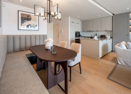 ELEGANTE APARTAMENTO DE 3 DORMITORIOS CON DOS TERRAZAS PRIVADAS EN PUENTE ROMANO RESORT, MARBELLA