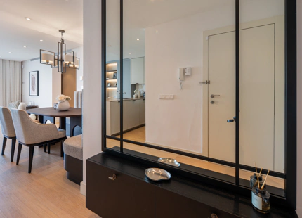 ELEGANTE APARTAMENTO DE 3 DORMITORIOS CON DOS TERRAZAS PRIVADAS EN PUENTE ROMANO RESORT, MARBELLA