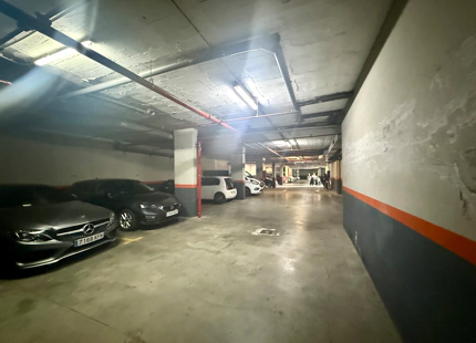 Private underground parking — San Pedro Centre
