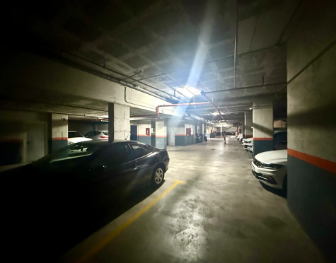 Private underground parking — San Pedro Centre