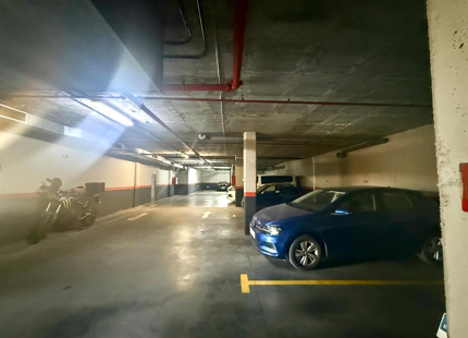 Private underground parking — San Pedro Centre