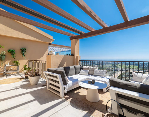 LUXURY PANORAMIC SEA VIEW PENTHOUSE IN BENAHAVÍS
