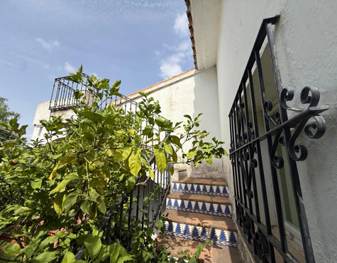 PRIME RENOVATION OPPORTUNITY IN NUEVA ANDALUCÍA