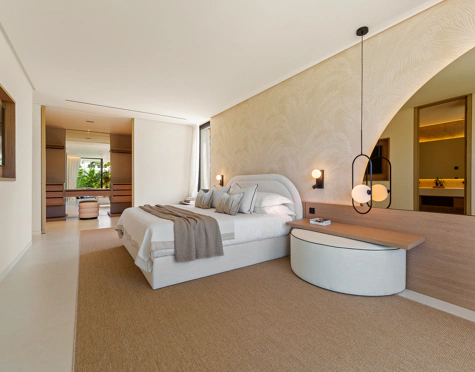LUXURY CONTEMPORARY VILLA IN MARBELLA GOLDEN MILE