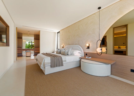 LUXURY CONTEMPORARY VILLA IN MARBELLA GOLDEN MILE
