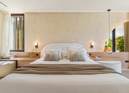 LUXURY CONTEMPORARY VILLA IN MARBELLA GOLDEN MILE