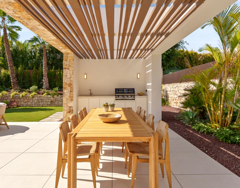 LUXURY CONTEMPORARY VILLA IN MARBELLA GOLDEN MILE