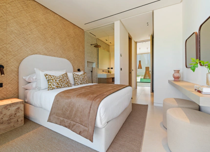 LUXURY CONTEMPORARY VILLA IN MARBELLA GOLDEN MILE