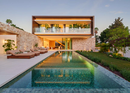 LUXURY CONTEMPORARY VILLA IN MARBELLA GOLDEN MILE