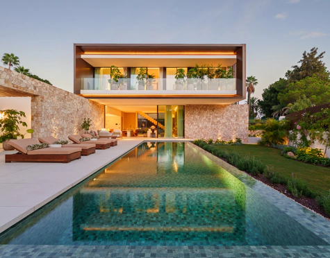 LUXURY CONTEMPORARY VILLA IN MARBELLA GOLDEN MILE