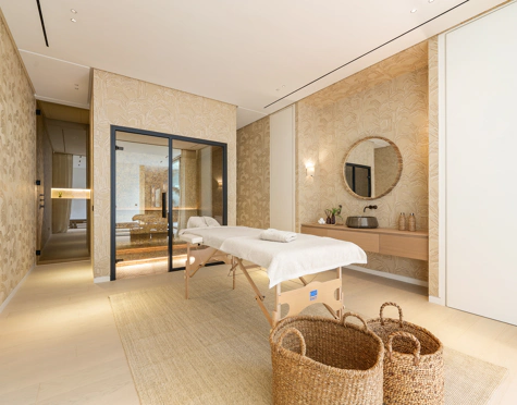 LUXURY CONTEMPORARY VILLA IN MARBELLA GOLDEN MILE