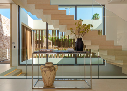 LUXURY CONTEMPORARY VILLA IN MARBELLA GOLDEN MILE