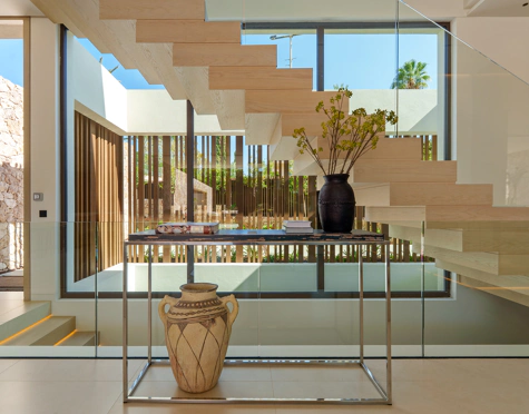 LUXURY CONTEMPORARY VILLA IN MARBELLA GOLDEN MILE