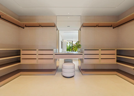 LUXURY CONTEMPORARY VILLA IN MARBELLA GOLDEN MILE