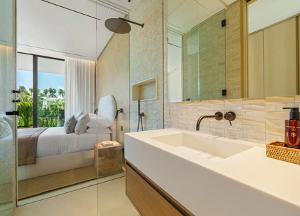 LUXURY CONTEMPORARY VILLA IN MARBELLA GOLDEN MILE
