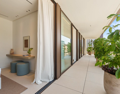 LUXURY CONTEMPORARY VILLA IN MARBELLA GOLDEN MILE