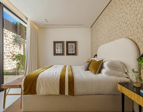 LUXURY CONTEMPORARY VILLA IN MARBELLA GOLDEN MILE