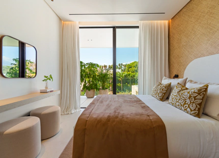 LUXURY CONTEMPORARY VILLA IN MARBELLA GOLDEN MILE