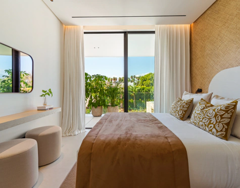 LUXURY CONTEMPORARY VILLA IN MARBELLA GOLDEN MILE