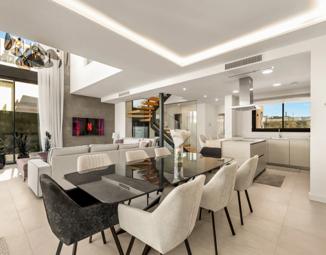 CONTEMPORARY SEA VIEW VILLA IN RIO REAL