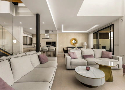 CONTEMPORARY SEA VIEW VILLA IN RIO REAL