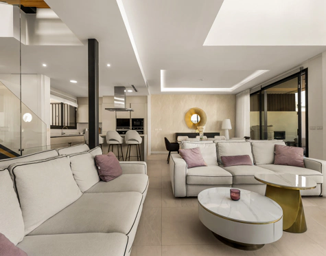 CONTEMPORARY SEA VIEW VILLA IN RIO REAL