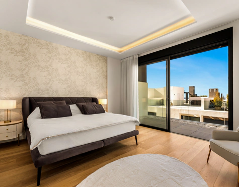 CONTEMPORARY SEA VIEW VILLA IN RIO REAL