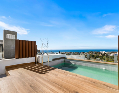 CONTEMPORARY SEA VIEW VILLA IN RIO REAL