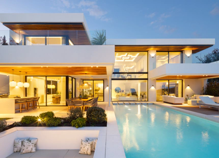 CONTEMPORARY SEA VIEW VILLA IN LA QUINTA