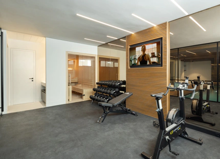 CONTEMPORARY SEA VIEW VILLA IN LA QUINTA