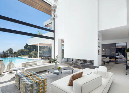 CONTEMPORARY SEA VIEW VILLA IN LA QUINTA
