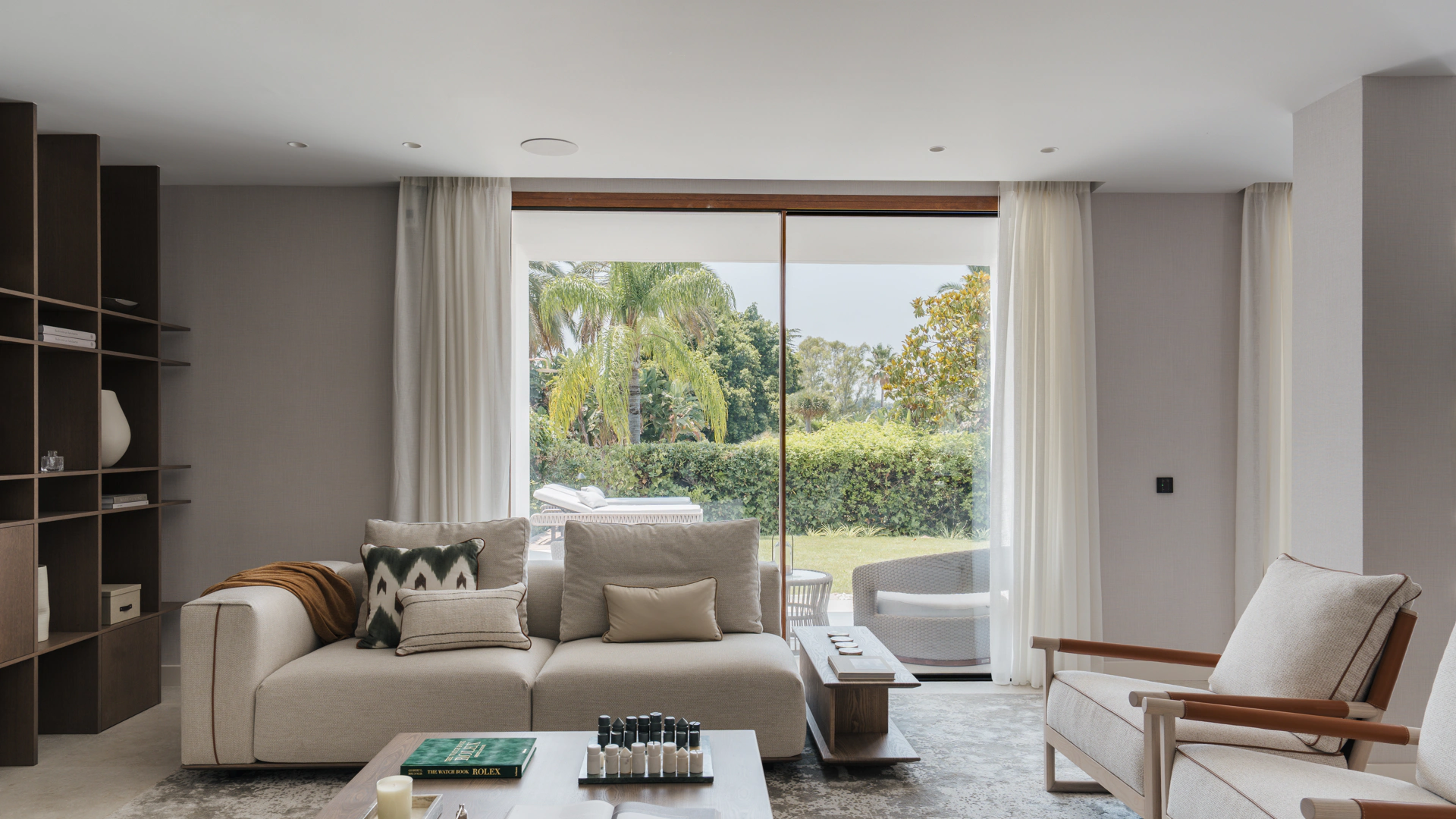 Ground Floor Duplex for sale in Nueva Andalucia, Marbella