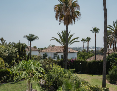 CONTEMPORARY GROUND FLOOR DUPLEX IN NUEVA ANDALUCÍA