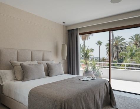 CONTEMPORARY GROUND FLOOR DUPLEX IN NUEVA ANDALUCÍA