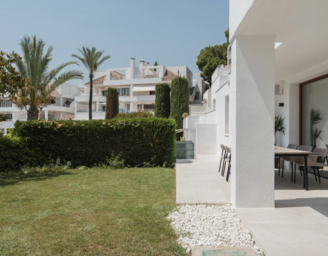 CONTEMPORARY GROUND FLOOR DUPLEX IN NUEVA ANDALUCÍA