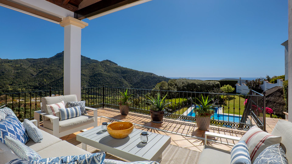 Villa for sale in Monte Mayor, Benahavis