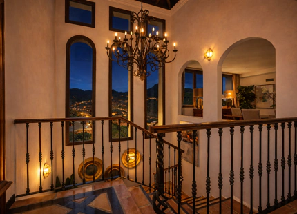 CHARMING LUXURY VILLA WITH INCREDIBLE PANORAMIC VIEWS IN BENAHAVÍS
