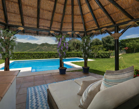 CHARMING LUXURY VILLA WITH INCREDIBLE PANORAMIC VIEWS IN BENAHAVÍS