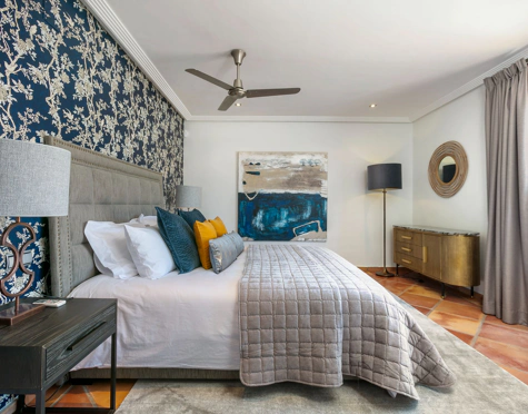 CHARMING LUXURY VILLA WITH INCREDIBLE PANORAMIC VIEWS IN BENAHAVÍS