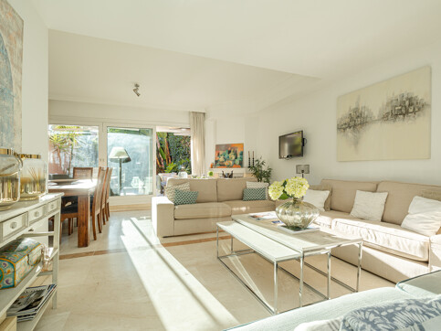 Villas de los Monteros 10