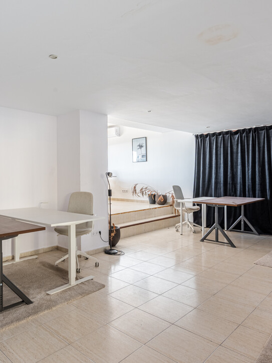 Paseo Marítimo Office