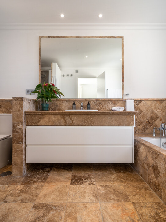 Paraíso Hills Duplex Penthouse