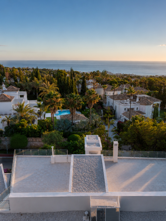 Semi Detached Villa in Marbella Golden Mile
