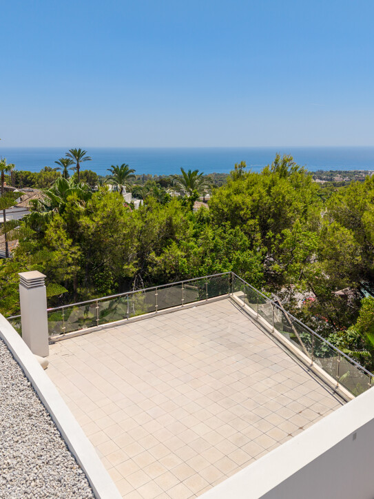 Semi Detached Villa in Marbella Golden Mile