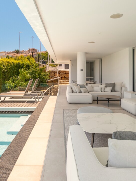 Villa in Estepona East