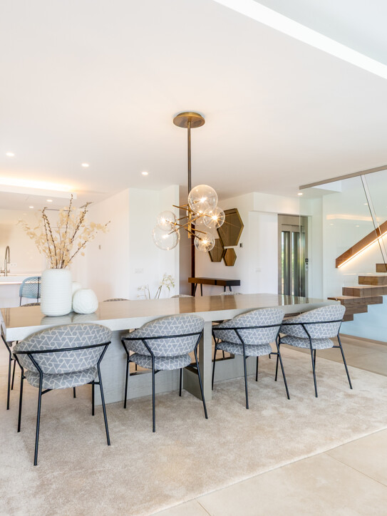Villa in Estepona East